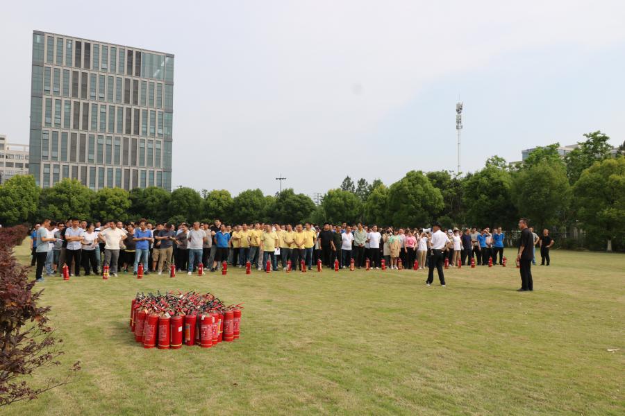 1748396389223548p8A8.jpg 2025年巨星海寧工廠消防演習 (12).jpg